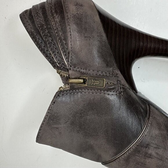 🤎 Frye 9.5 Valerie Piping Ankle Heel Bootie Butter Soft Leather Brown Neutral - Picture 9 of 12